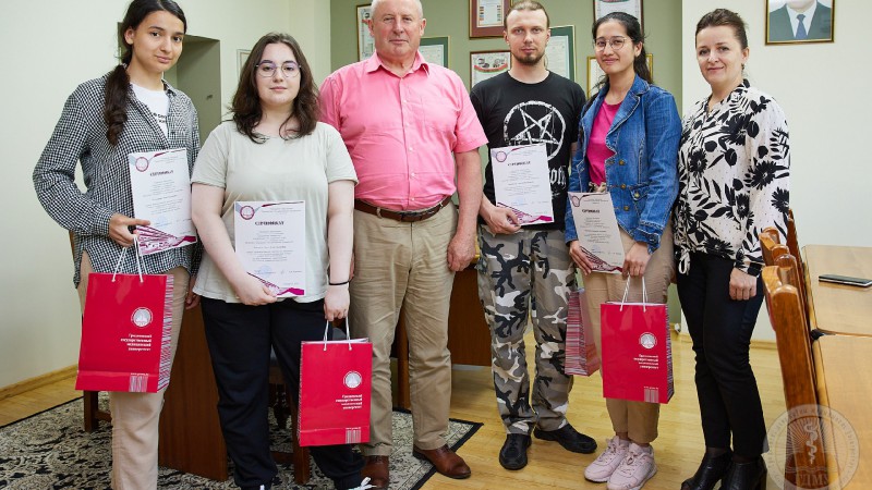 Студенты Псковского университета (практика по программе академического обмена)
