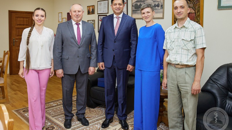 Чрезвычайный и Полномочный Посол Пакистана в Республике Беларусь посетил ГрГМУ