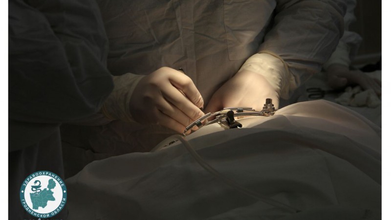 Новогодняя ночь в операционной: как врачи Гродненской университетской клиники спасали пациентку с тяжелой патологией