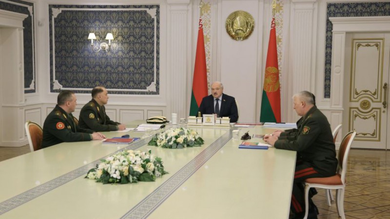 Президент Беларуси Александр Лукашенко утвердил решения на охрану государственной границы органами пограничной службы, а также в воздушном пространстве в 2024 году