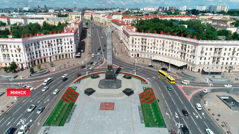 Символу Победы – 70 лет. Как создавали монумент в самом центре Минска