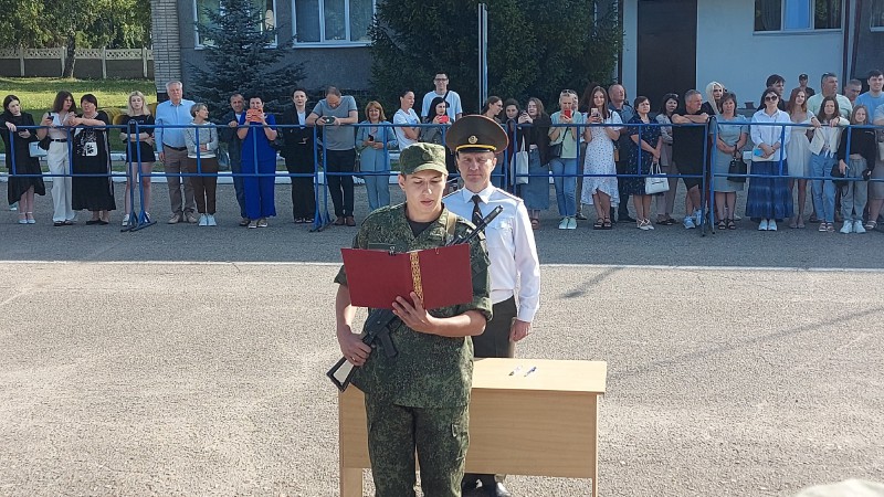 Студенты ГрГМУ приняли военную присягу