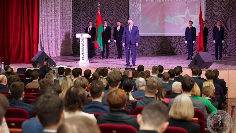 Праздник мужества и отваги! В ГрГМУ прошло торжественное собрание, посвященное Дню защитников Отечества и Вооруженных Сил Республики Беларусь