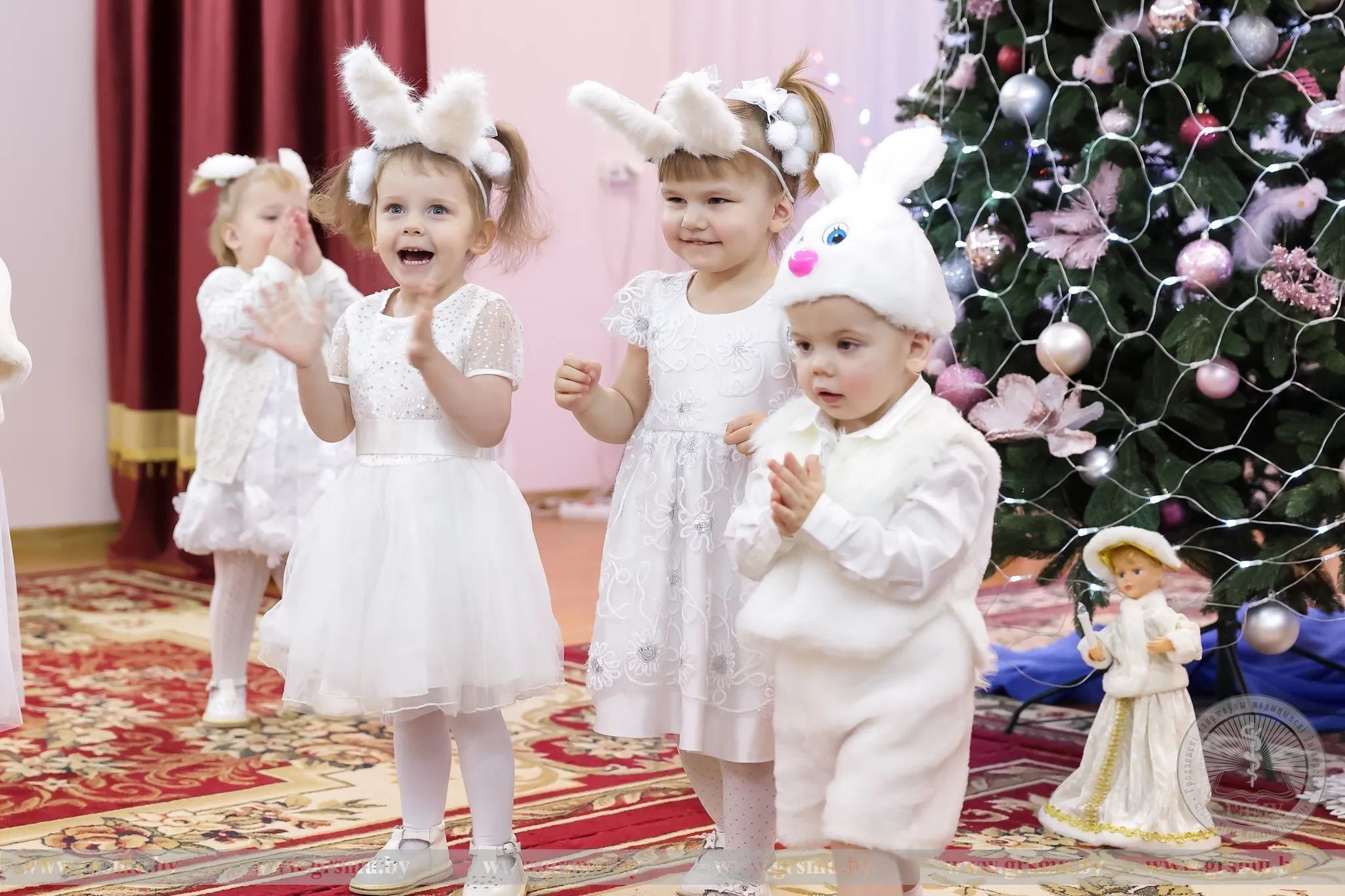 Новогодние благотворительные акции «Наши дети» и «От всей души» пройдут в стране