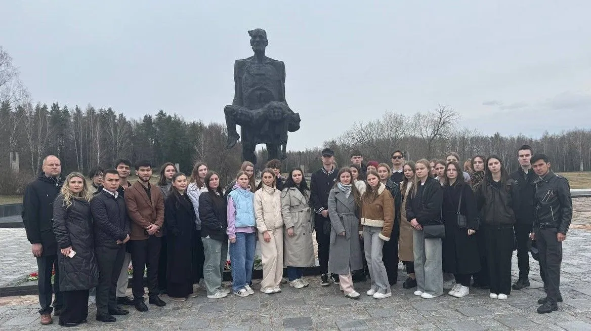 Посещение студентами медико-диагностического факультета Палаты Представителей и мемориального комплекса «Хатынь»