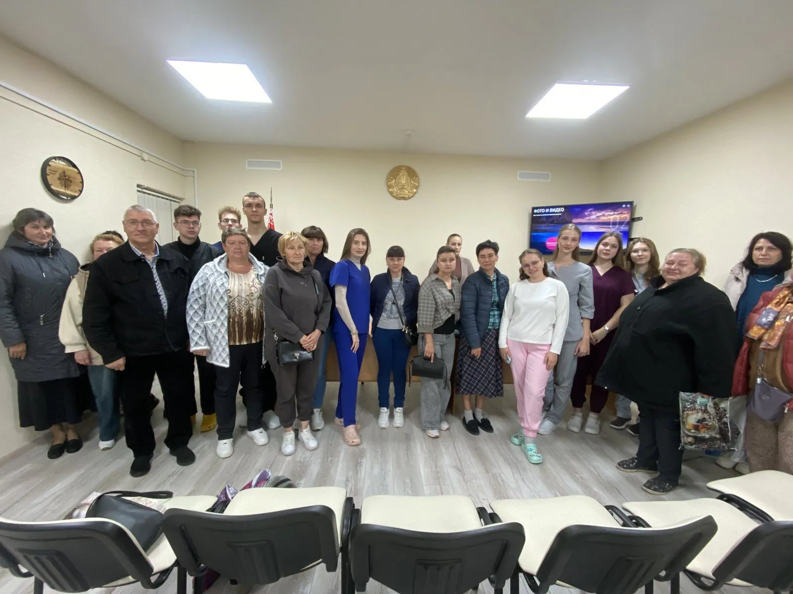 Студенты ГрГМУ провели занятие с помощниками по уходу отделения социальной помощи на дому