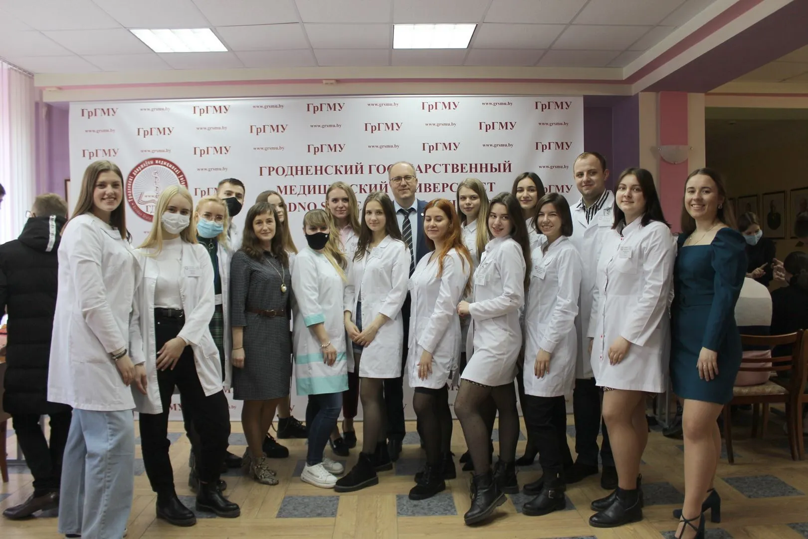 Лечебный факультет принял участие в Дне открытых дверей