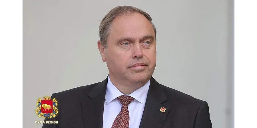 Губернатор Гродненской области Владимир Караник поздравил жителей региона с Днем единения народов Беларуси и России!