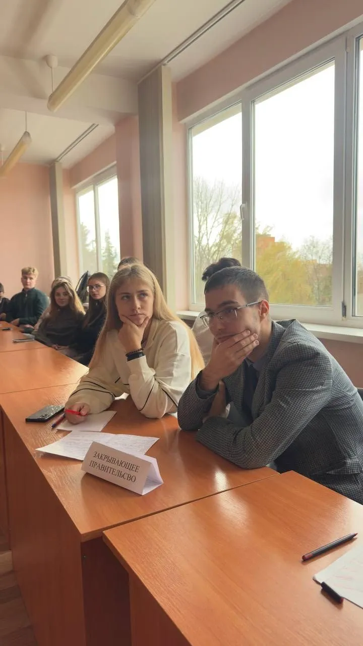 В рамках университетской недели профилактики табакокурения и алкоголизма состоялись парламентские дебаты