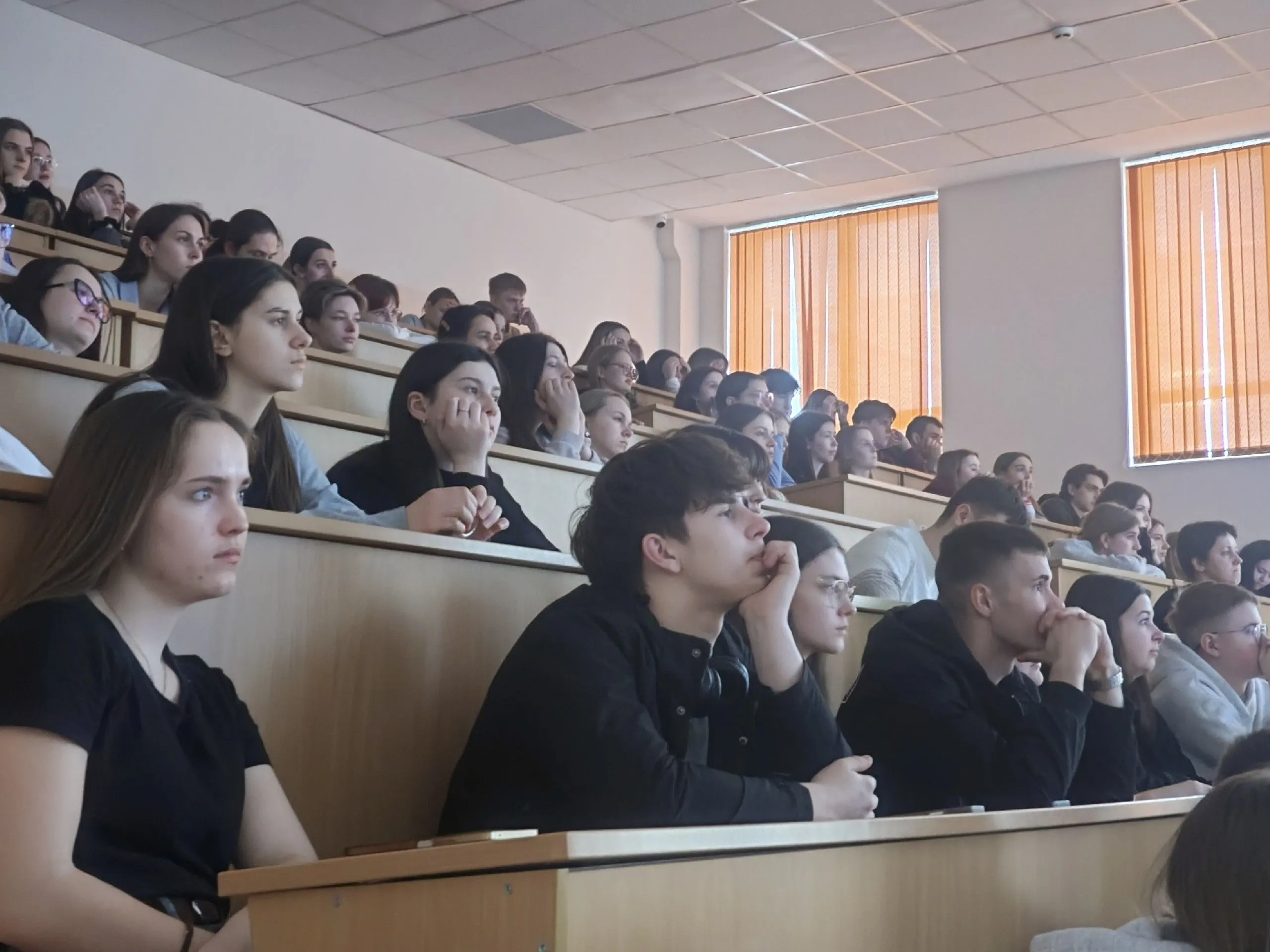 Встреча, посвященная безопасности дорожного движения, прошла в ГрГМУ