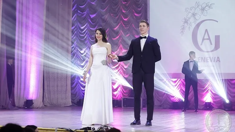3C4A1858