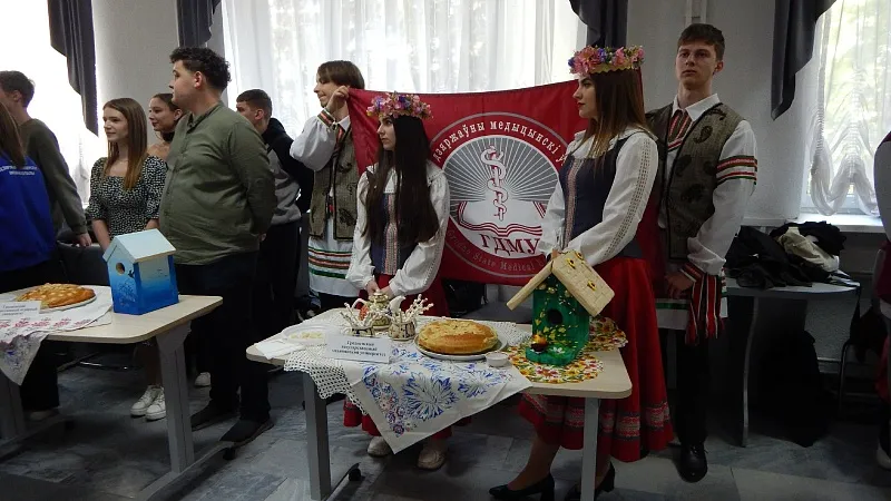 д