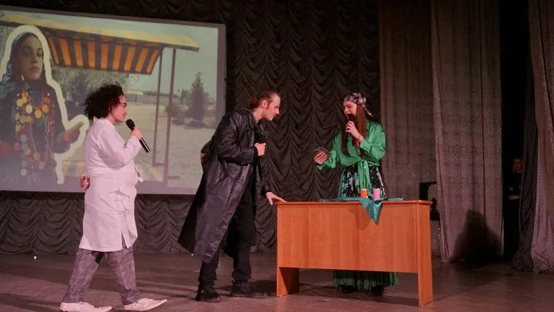 альма16