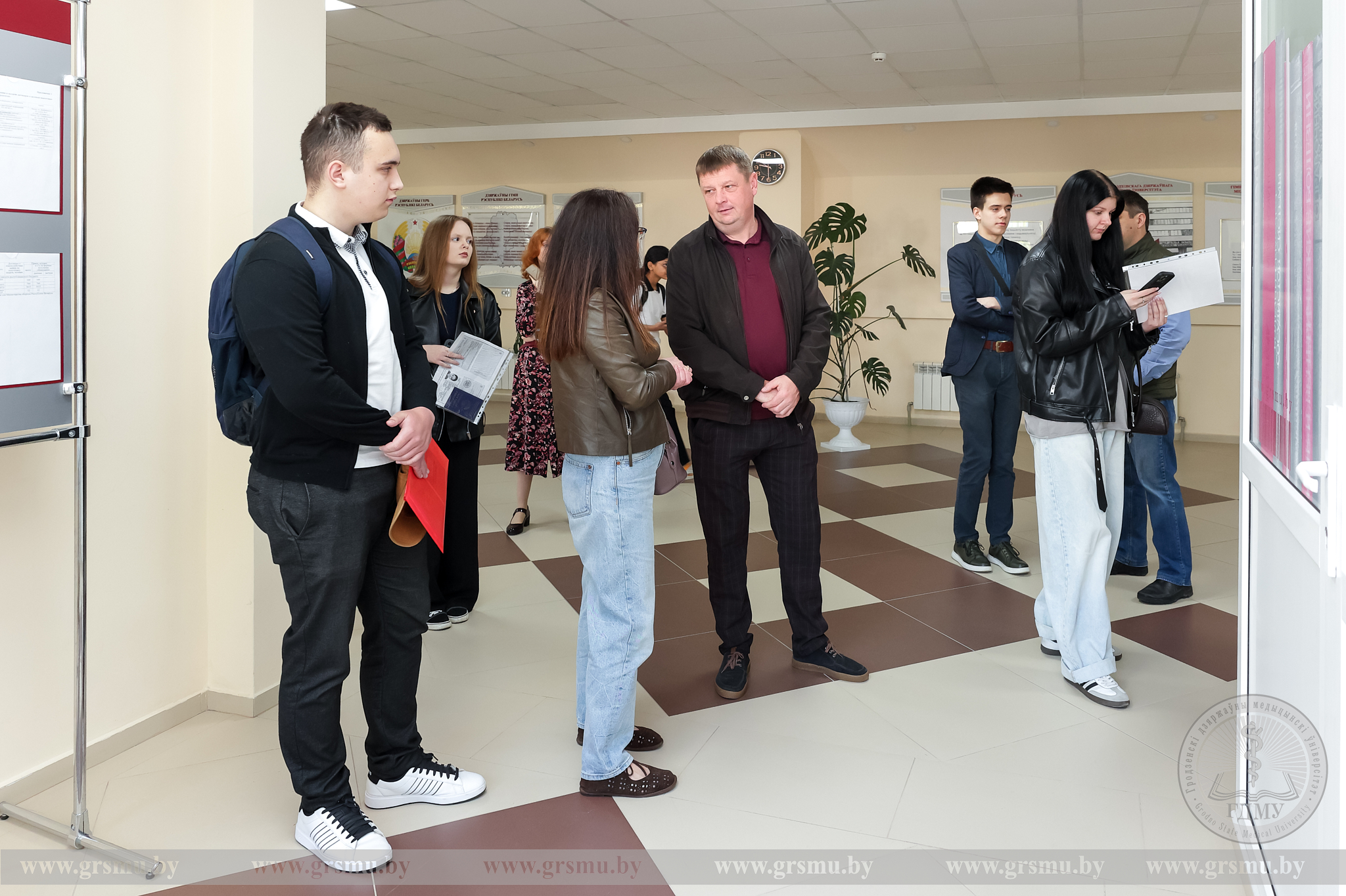В ГрГМУ стартовала выдача целевых договоров на обучение