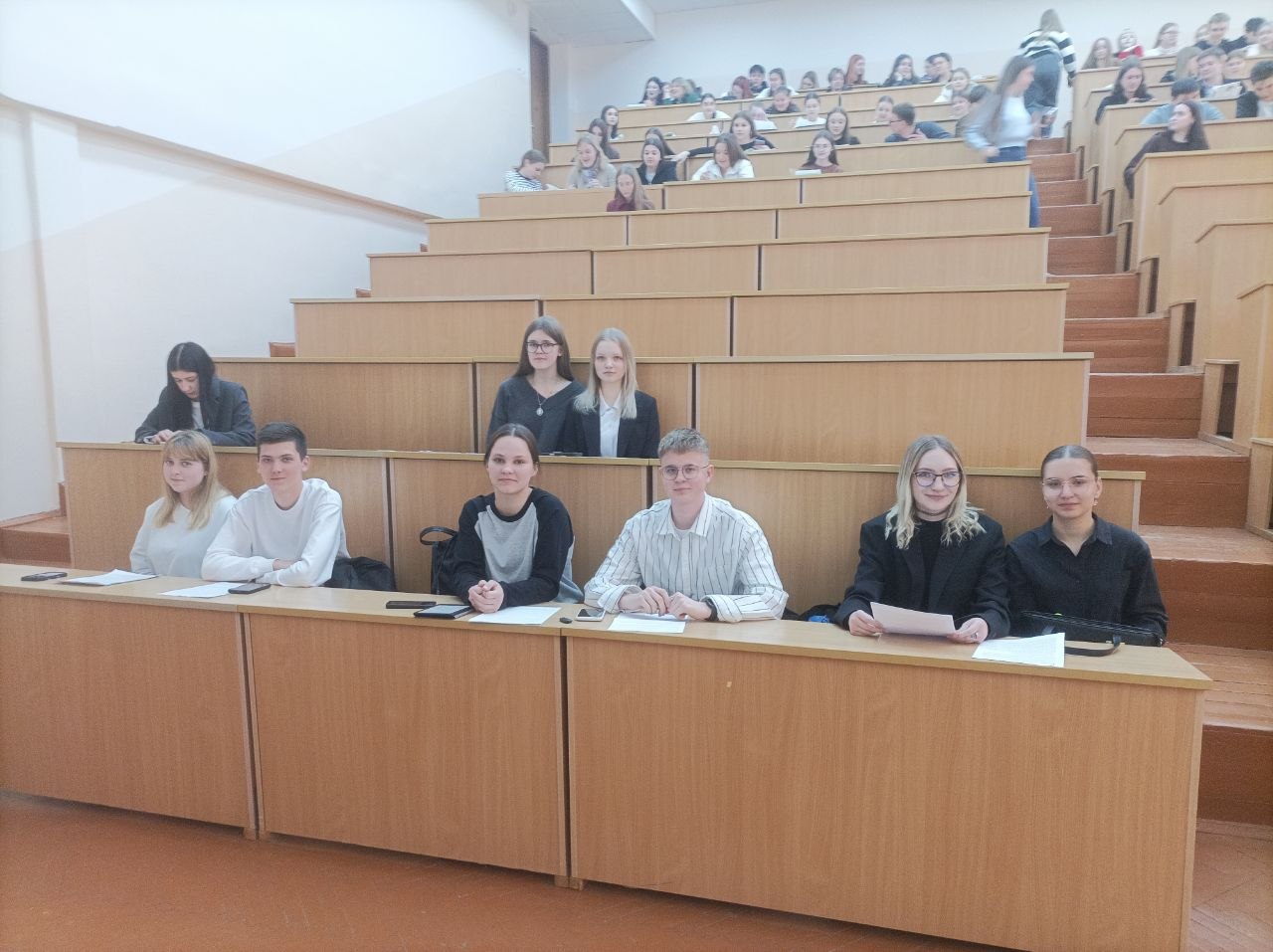 Студенческая научно-практическая конференция «Женщина и война»