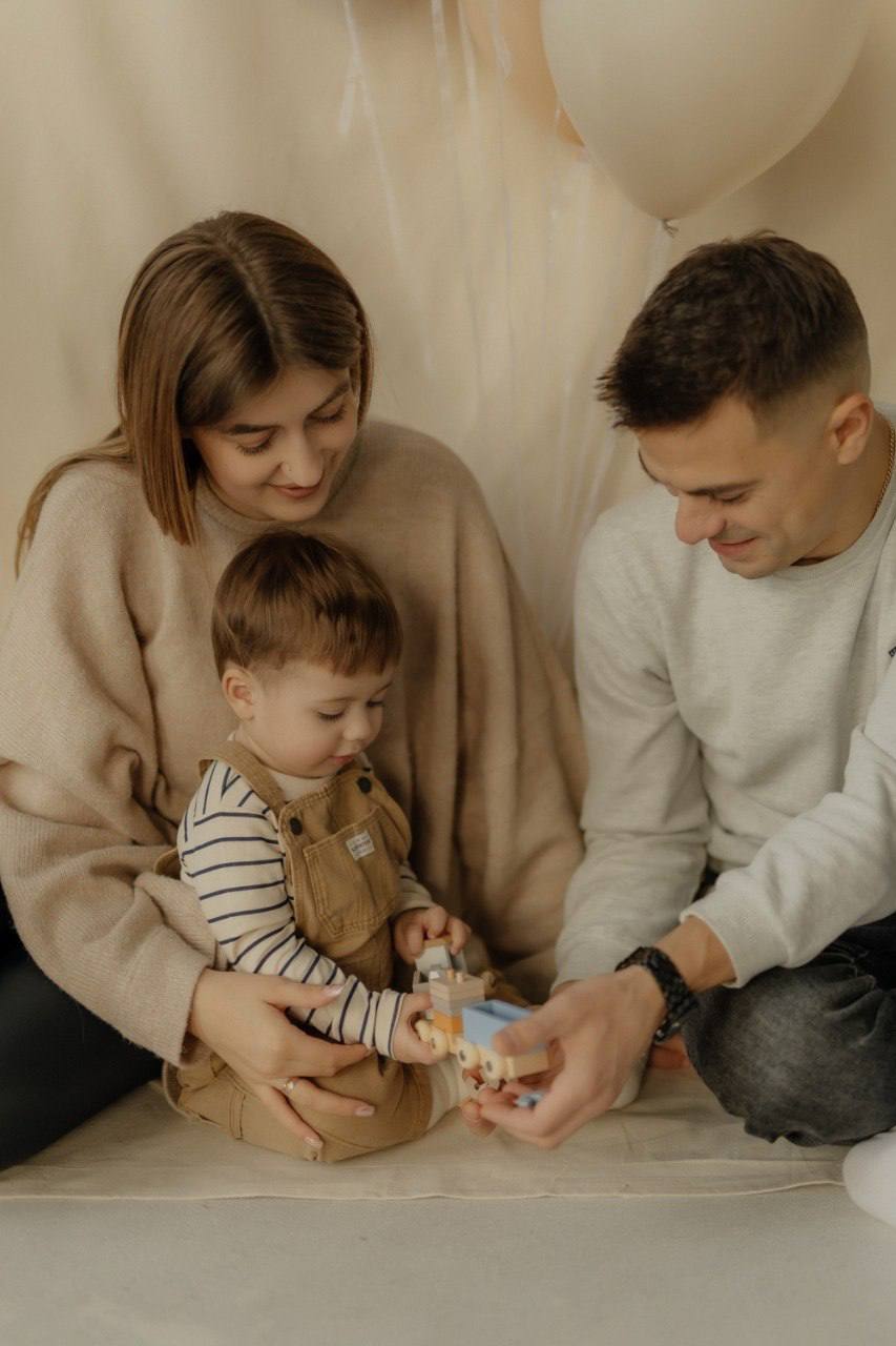 «Медицинское образование – это супербаза». Как учеба в медуниверситете помогает молодым родителям-студентам?