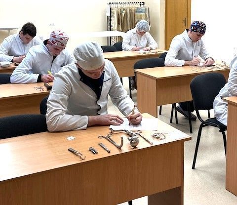 В ГрГМУ прошла предметная олимпиада по оперативной хирургии и топографической анатомии