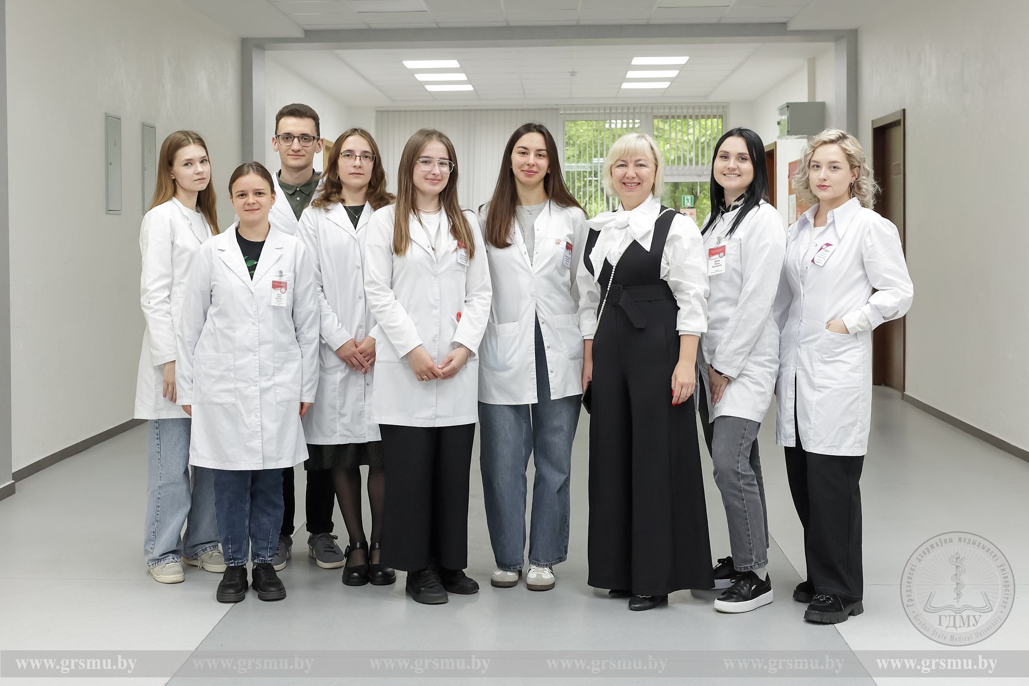 Выпускники медико-психологического факультета ГрГМУ приступили к сдаче государственных экзаменов