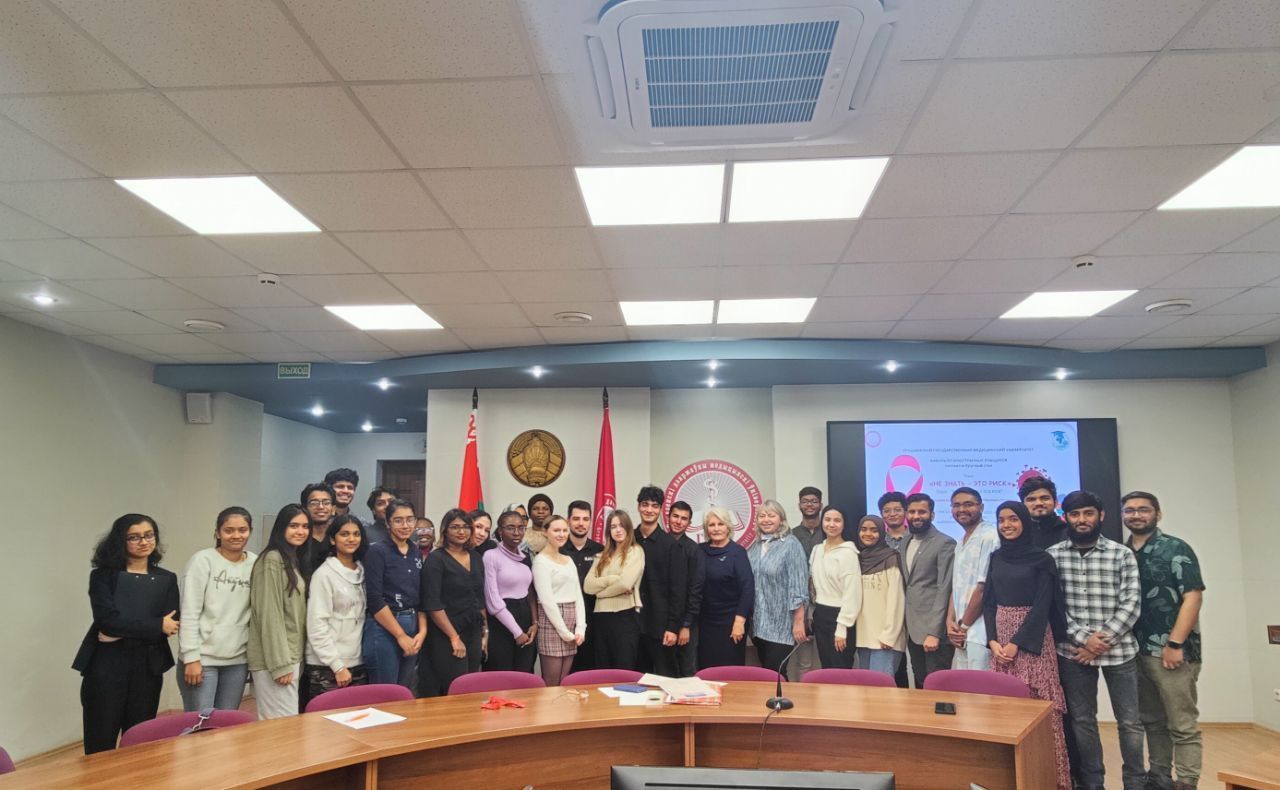 Round-table discussion “Ignorance is risk” was held in GrSMU