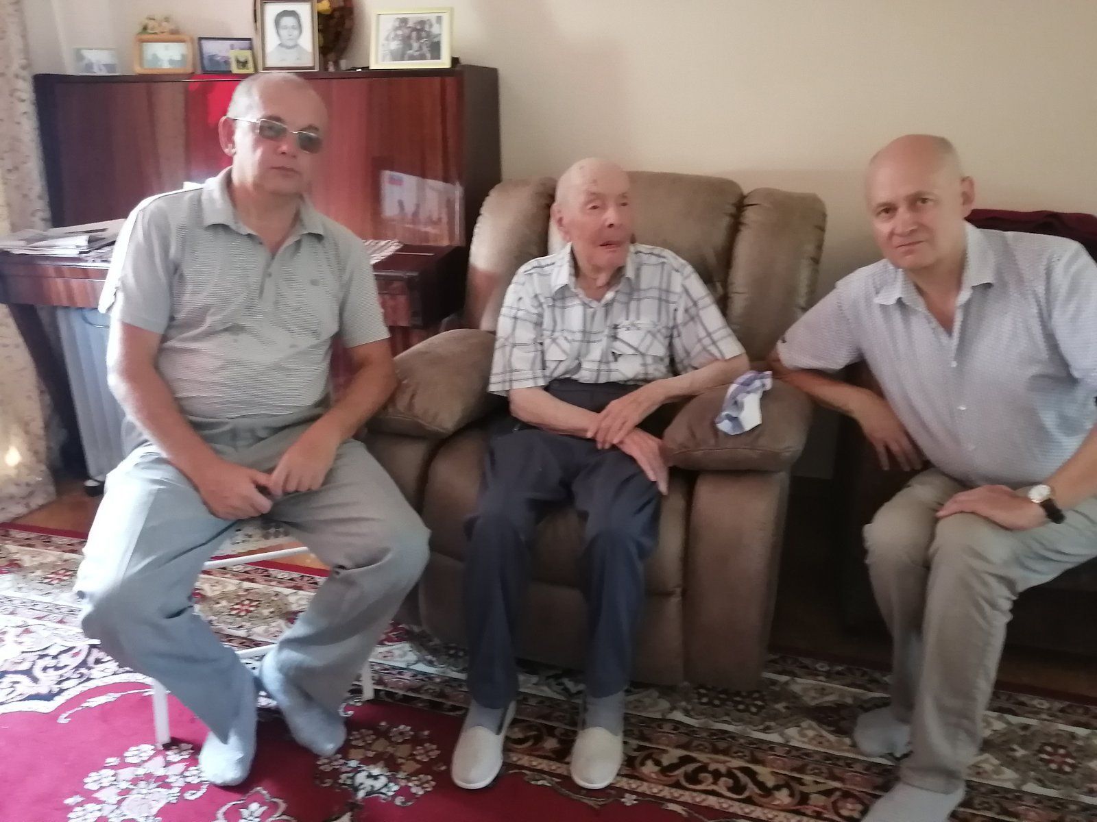 Поздравляем с 95-летним юбилеем!