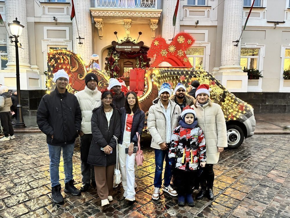 A grand Parade of Santa Clauses