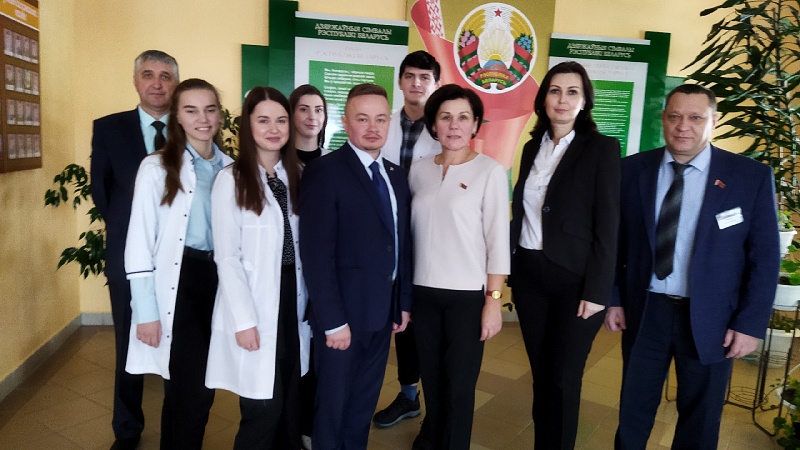Гродненский медуниверситет провел профориентационные мероприятия в Вороновском районе