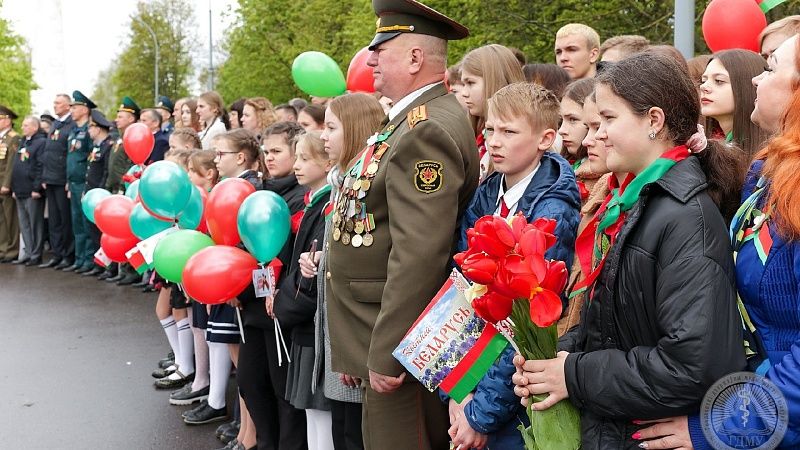 Участие в высадке аллеи «Сирень Победы»