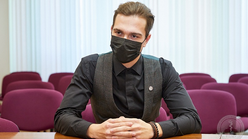 «Понимаю, что это необходимая мера». Студенты ГрГМУ рассказали о своем опыте вакцинации