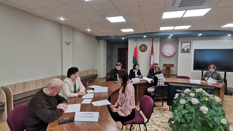 Урачыстае ўручэнне дыпломаў слухачам перападрыхтоўкі па спецыяльнасці 