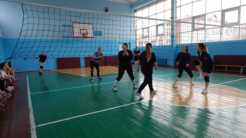 Первенство по волейболу среди женских команд в рамках XIII круглогодичной Спартакиады УО «ГрГМУ»