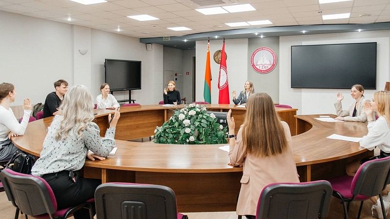 В ГрГМУ в преддверии Дня народного единства прошло заседание студенческого совета соуправления