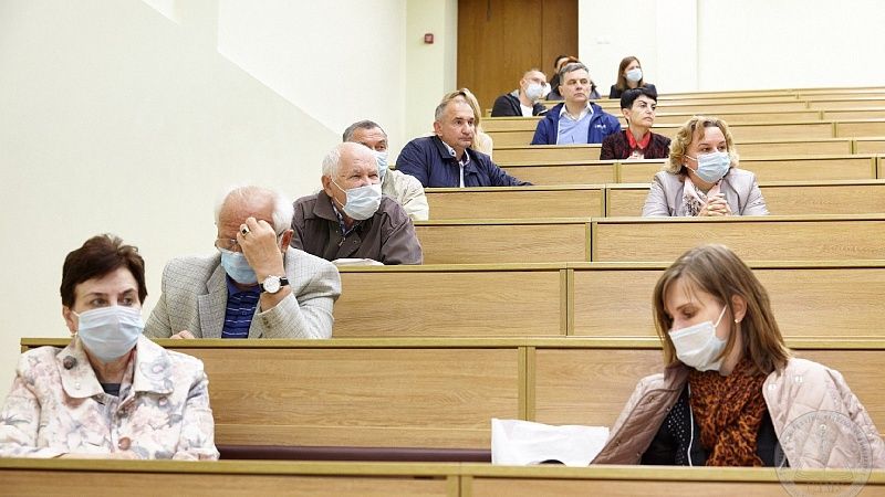 В ГрГМУ прошел семинар по вопросам изменений системы оплаты труда