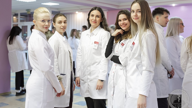 Важный этап в жизни будущих медиков! В ГрГМУ продолжается процедура предварительного распределения выпускников 2026 года