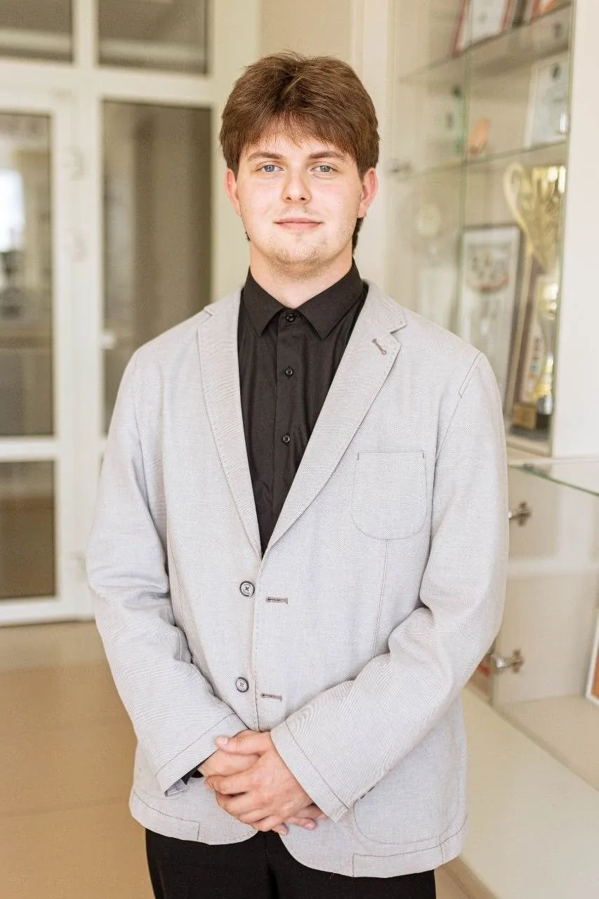 Логис Данила Павлович