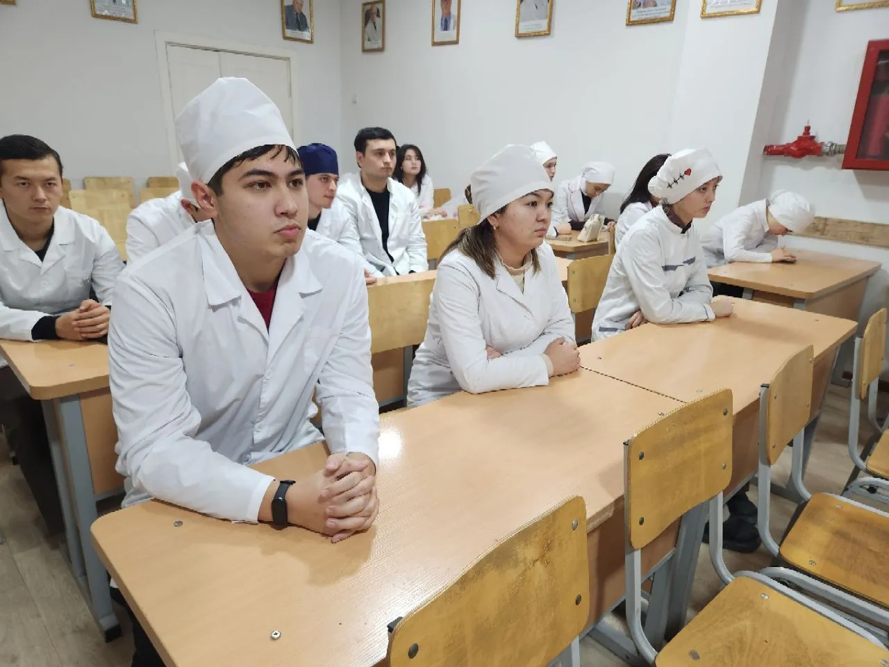 Состоялся II Международный научно‑практический онлайн‑семинар по детской хирургии «Молодёжная наука ГрГМУ – АГМИ-2025»