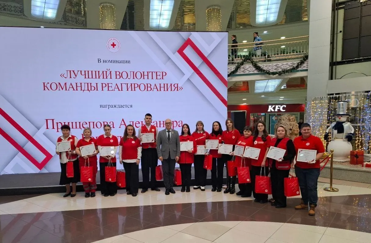 Студенты-активисты волонтерского центра «Cardis» ГрГМУ – среди победителей республиканского конкурса «Волонтёр года-2025»