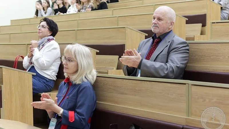 3C4A0041