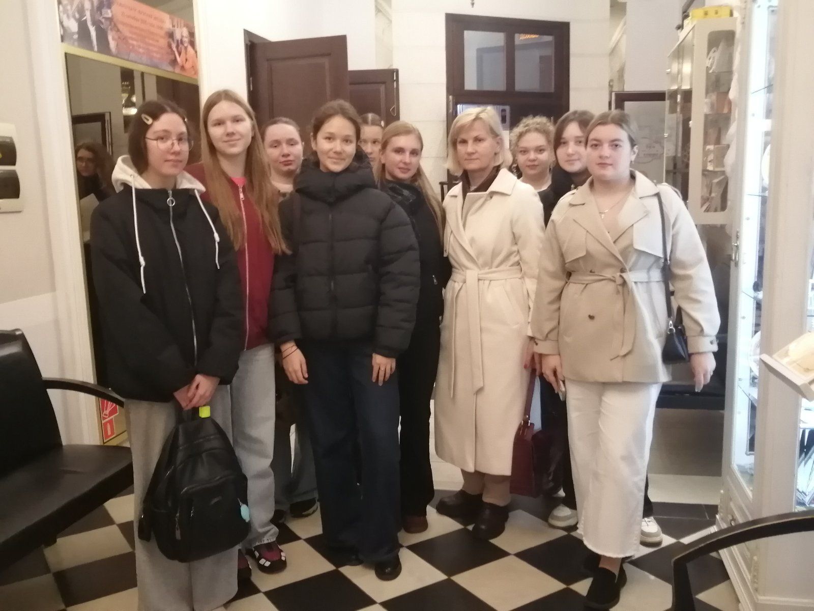 От кибербезопасности до долга защитника: студенты ГрГМУ побывали на кинопоказе