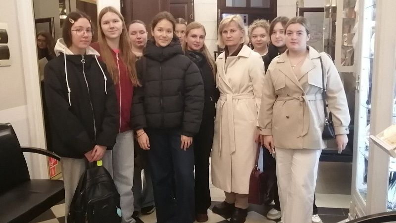 От кибербезопасности до долга защитника: студенты ГрГМУ побывали на кинопоказе
